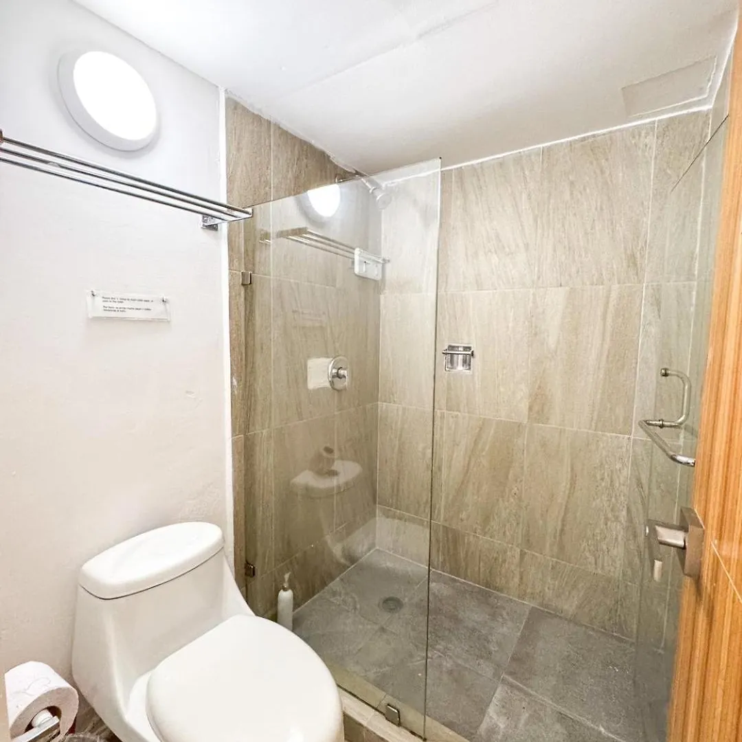 Appartement Oceanfront W/Balcony, Pool & Beach Access Cancún